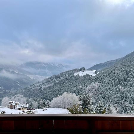 Hotel San Carlo, Tra Bormio E Livigno إيزولاشيا المظهر الخارجي الصورة