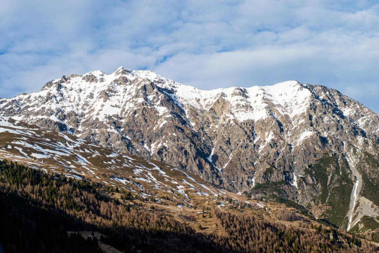 Hotel San Carlo, Tra Bormio E Livigno إيزولاشيا المظهر الخارجي الصورة