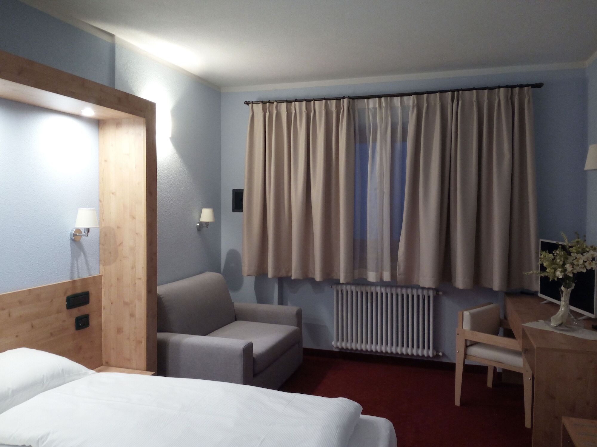 Hotel San Carlo, Tra Bormio E Livigno إيزولاشيا المظهر الخارجي الصورة